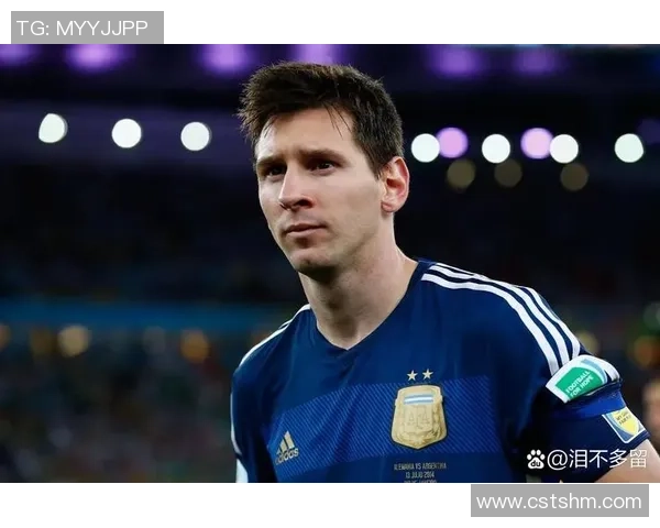 足球84球星传奇回顾：从世界杯赛场到历史铭刻的耀眼瞬间